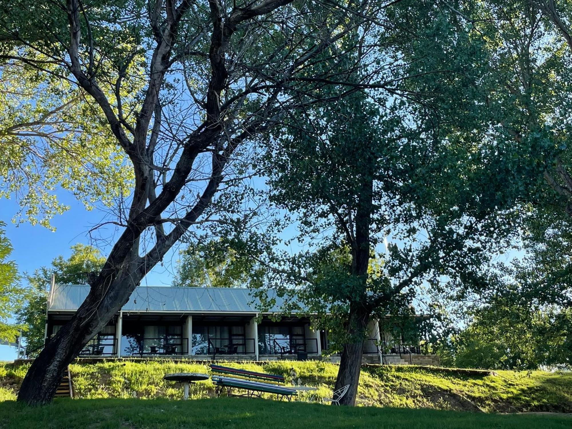 At The River Guest House Kroonstad Exterior foto